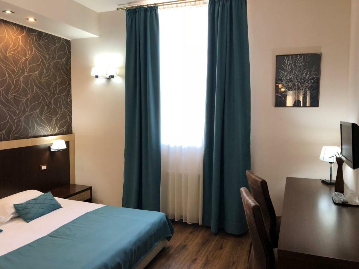 Pensiunea Lido Piatra Neamţ Exteriér fotografie